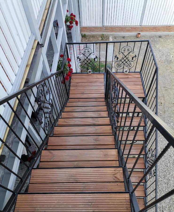 Casa J. Gusbeth Apartment Brașov Exterior foto